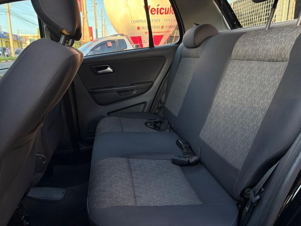 VOLKSWAGEN Fox - Foto