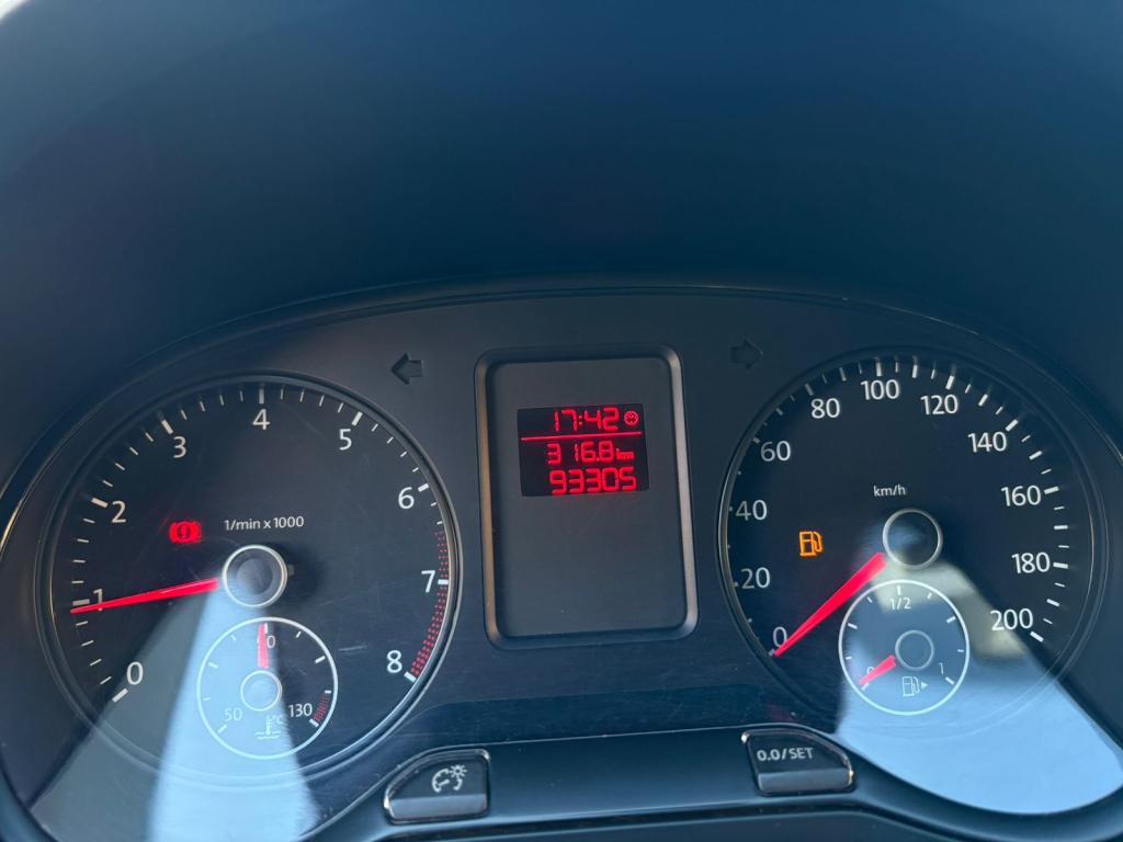 VOLKSWAGEN Fox - Foto