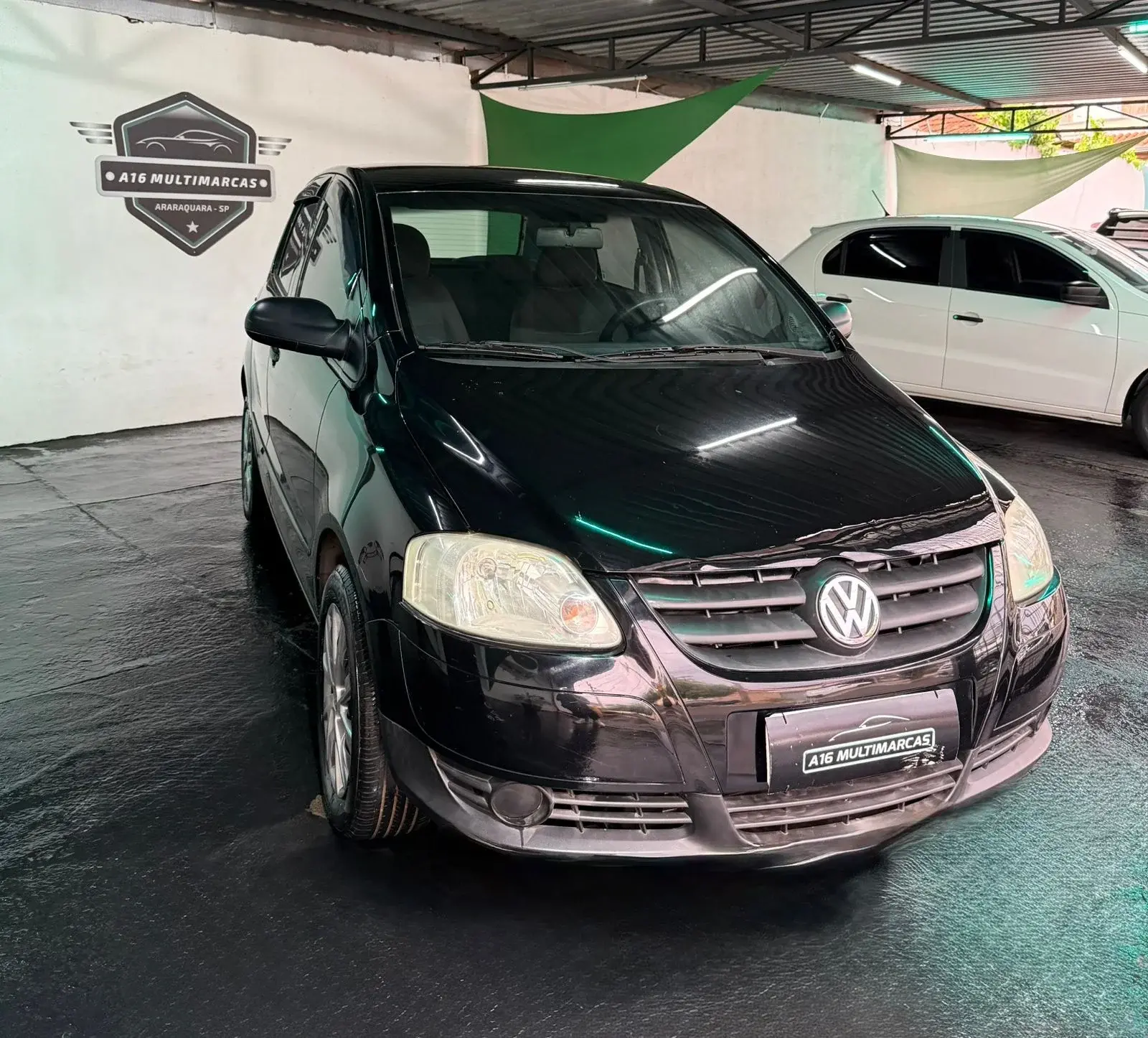 VOLKSWAGEN Fox - Foto
