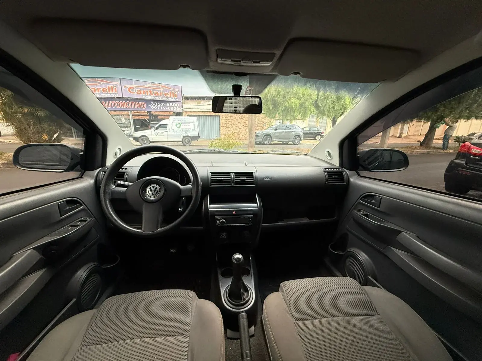 VOLKSWAGEN Fox - Foto