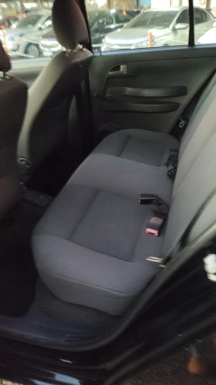 VOLKSWAGEN Fox - Foto