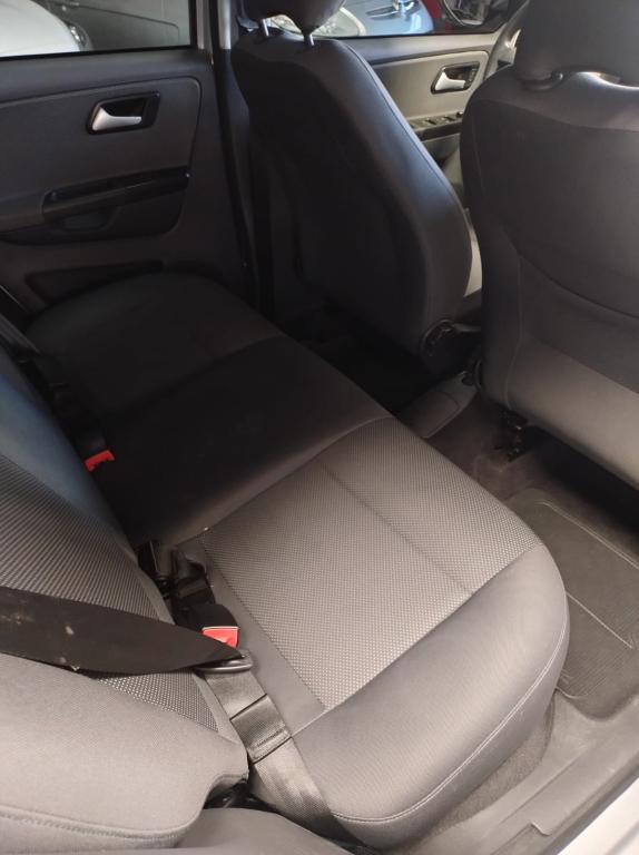 VOLKSWAGEN Fox - Foto