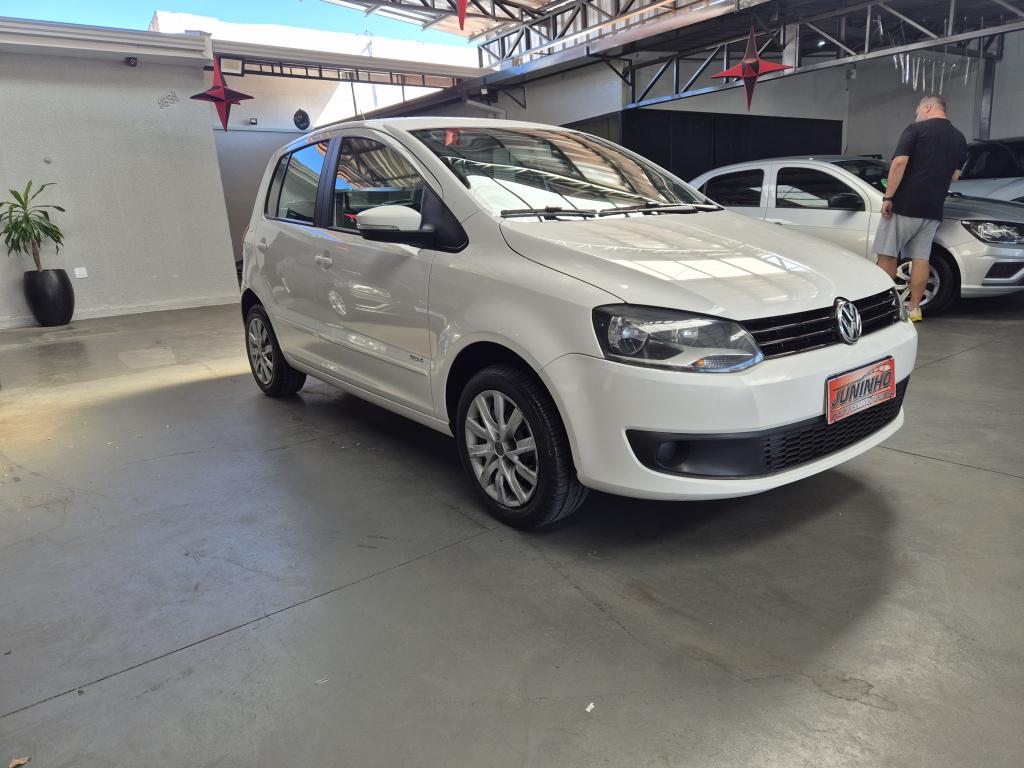 VOLKSWAGEN Fox - Foto