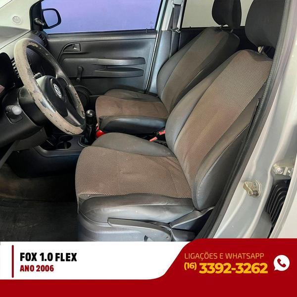 VOLKSWAGEN Fox - Foto