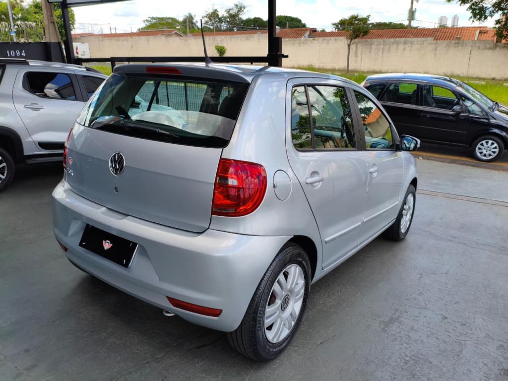 VOLKSWAGEN Fox - Foto