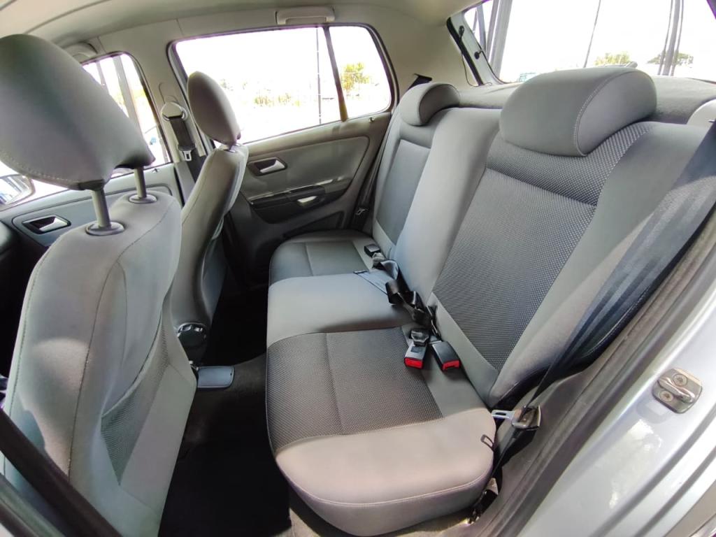 VOLKSWAGEN Fox - Foto