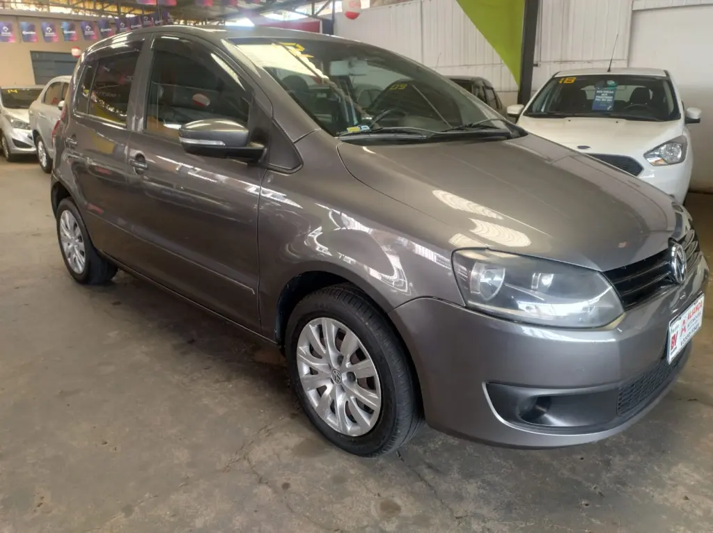 VOLKSWAGEN Fox - Foto