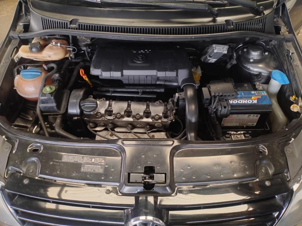 VOLKSWAGEN Fox - Foto