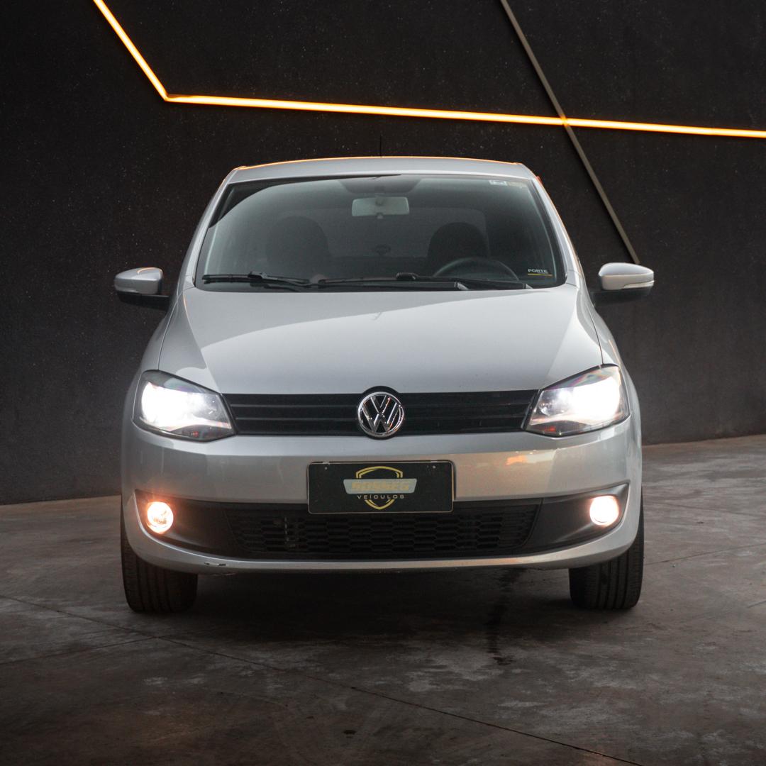 VOLKSWAGEN Fox - Foto