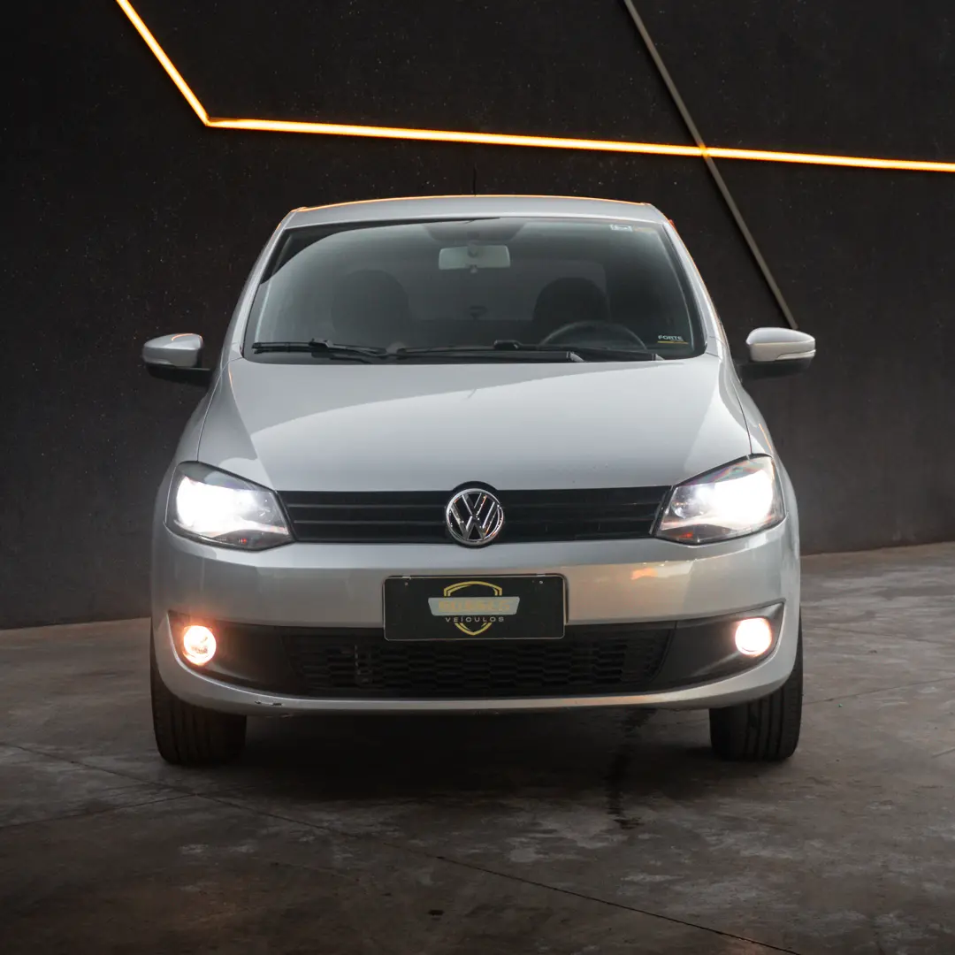 VOLKSWAGEN Fox - Foto