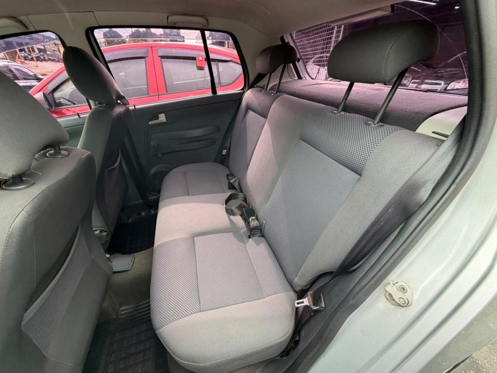 VOLKSWAGEN Fox - Foto