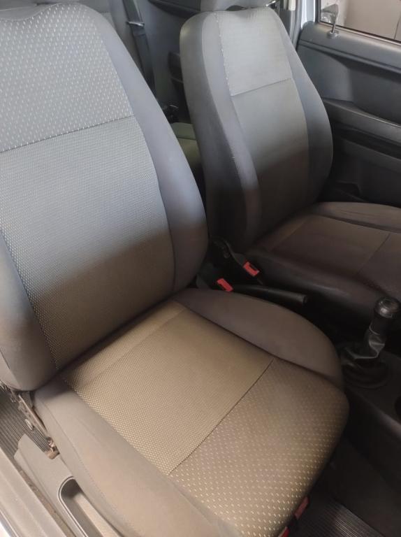 VOLKSWAGEN Fox - Foto