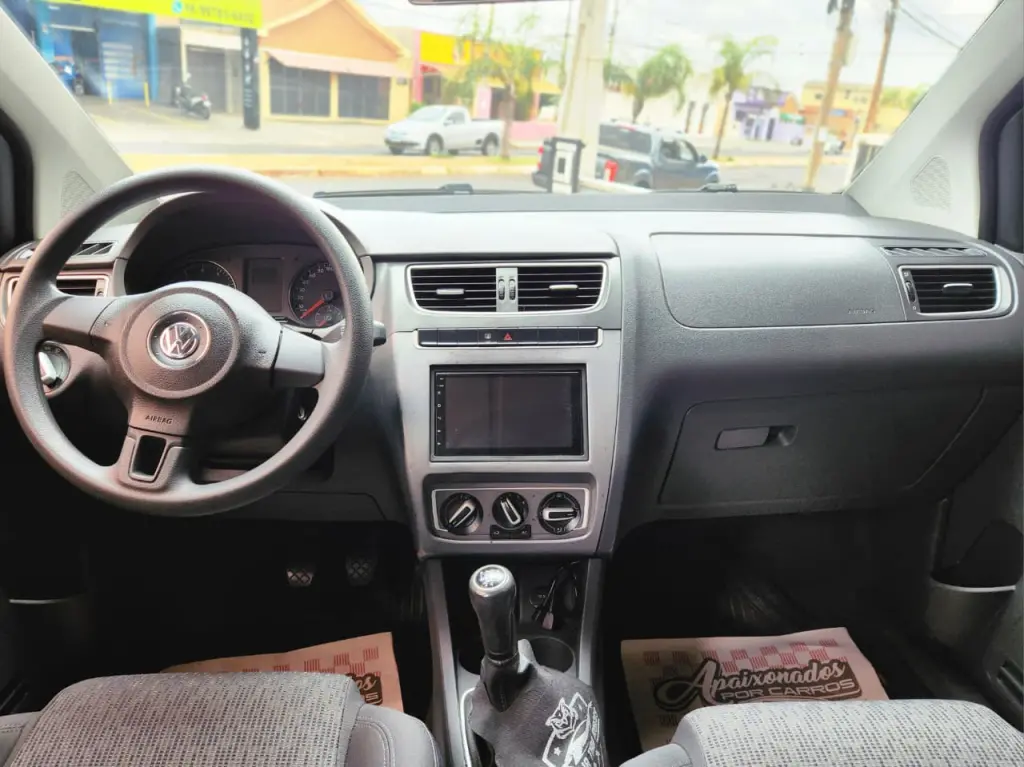 VOLKSWAGEN Fox - Foto