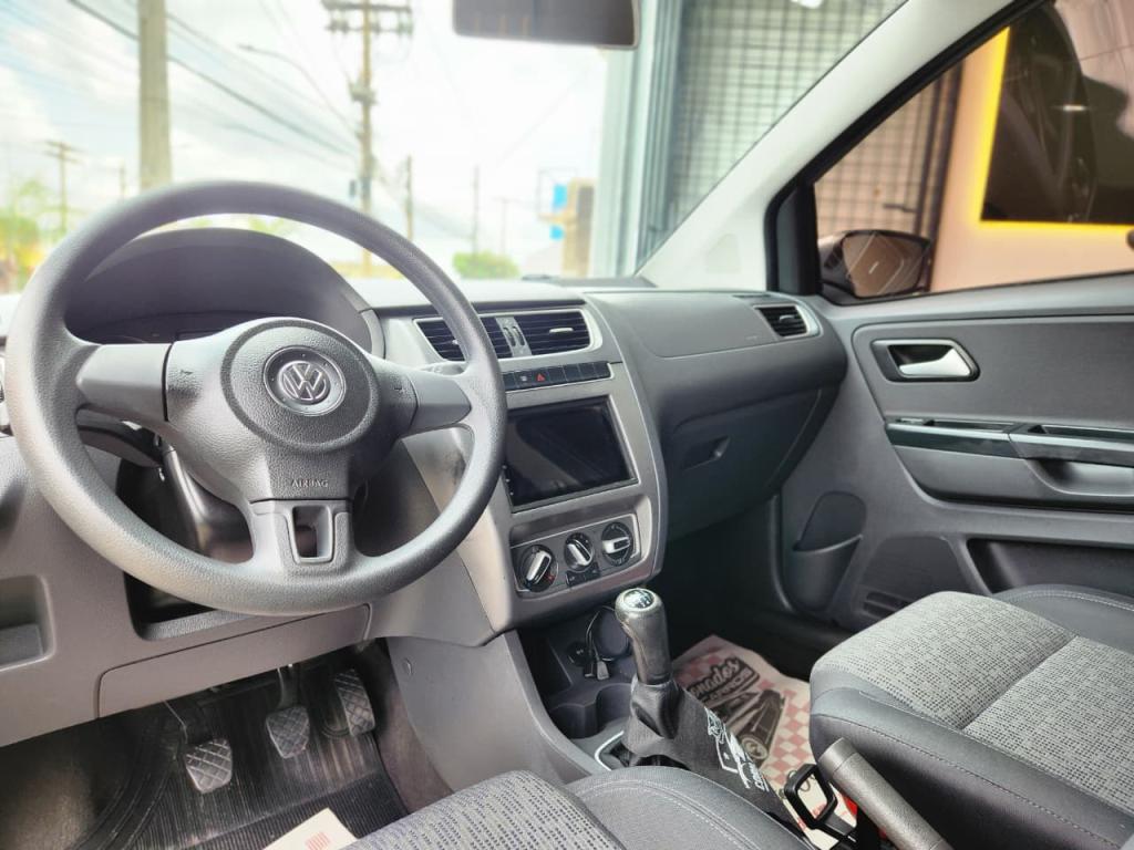 VOLKSWAGEN Fox - Foto