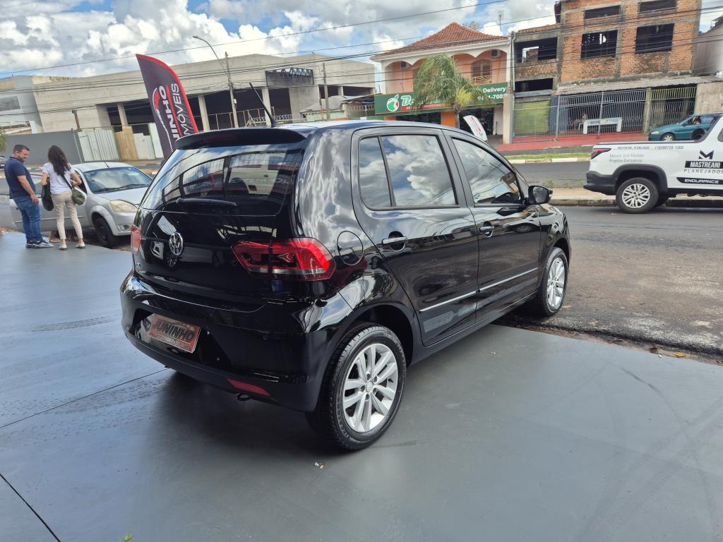 VOLKSWAGEN Fox - Foto