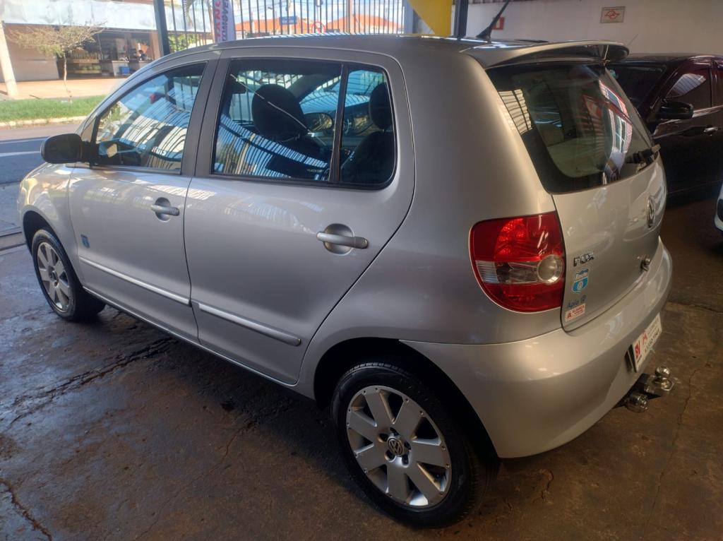 VOLKSWAGEN Fox - Foto