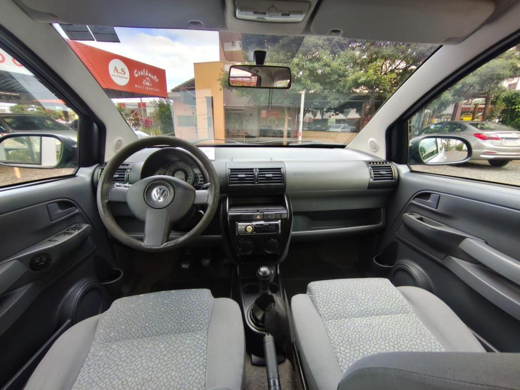 VOLKSWAGEN Fox - Foto