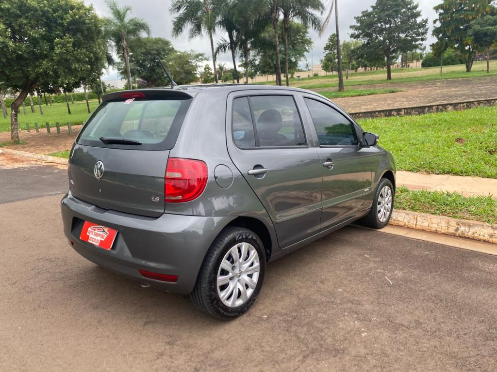 VOLKSWAGEN Fox - Foto