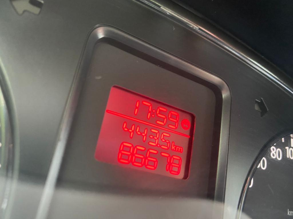 VOLKSWAGEN Fox - Foto