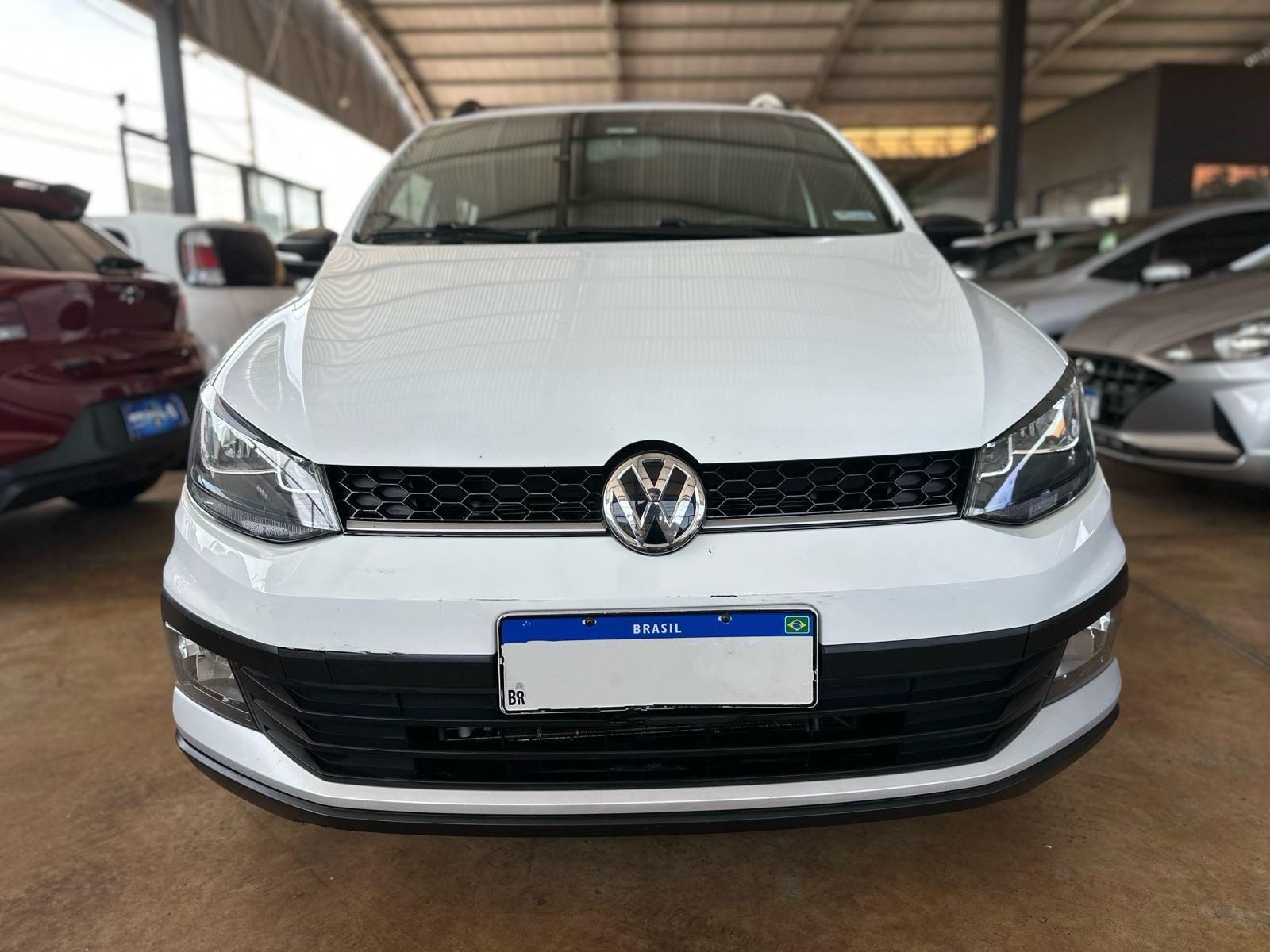 VOLKSWAGEN Fox - Foto