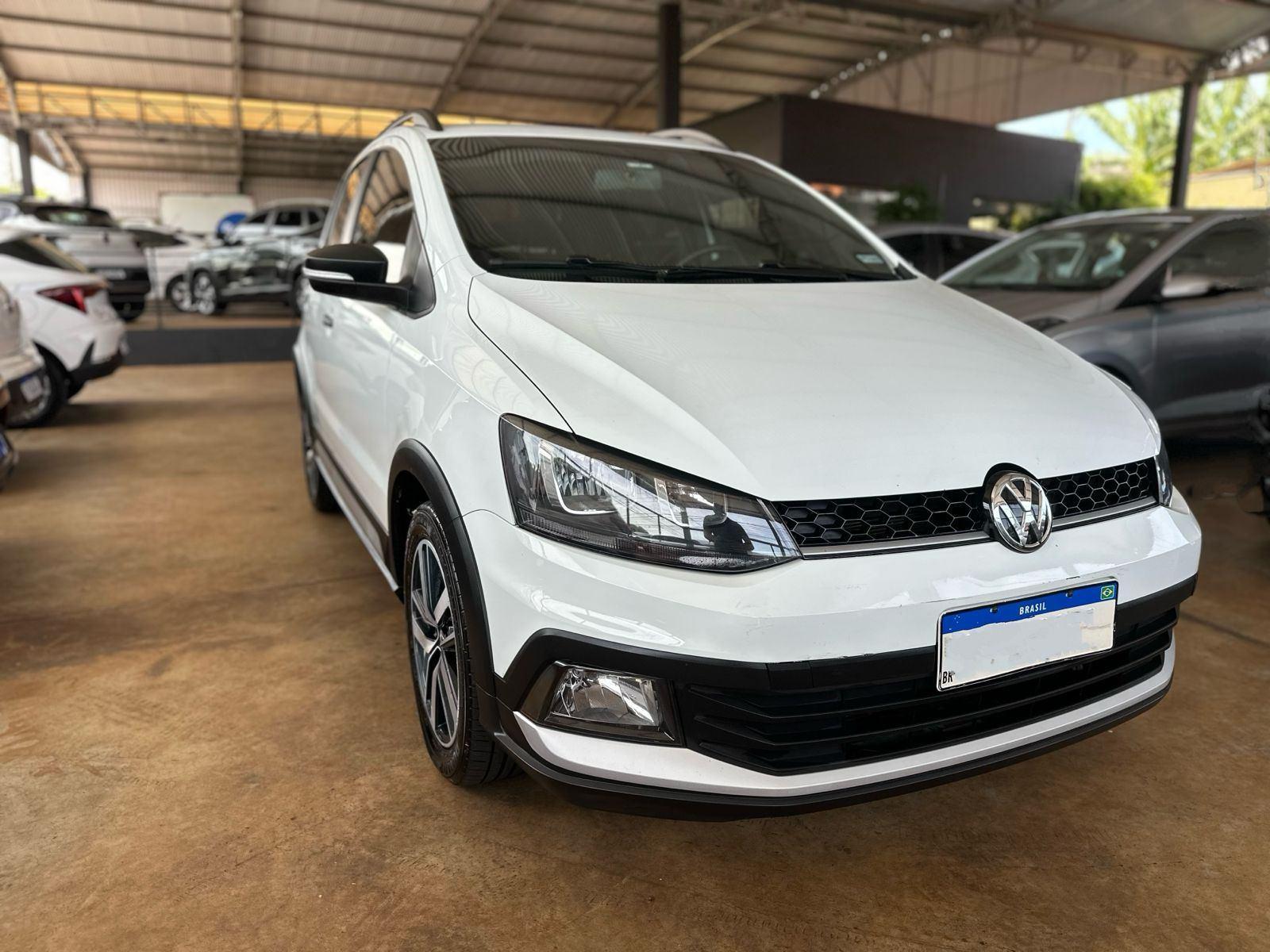 VOLKSWAGEN Fox - Foto