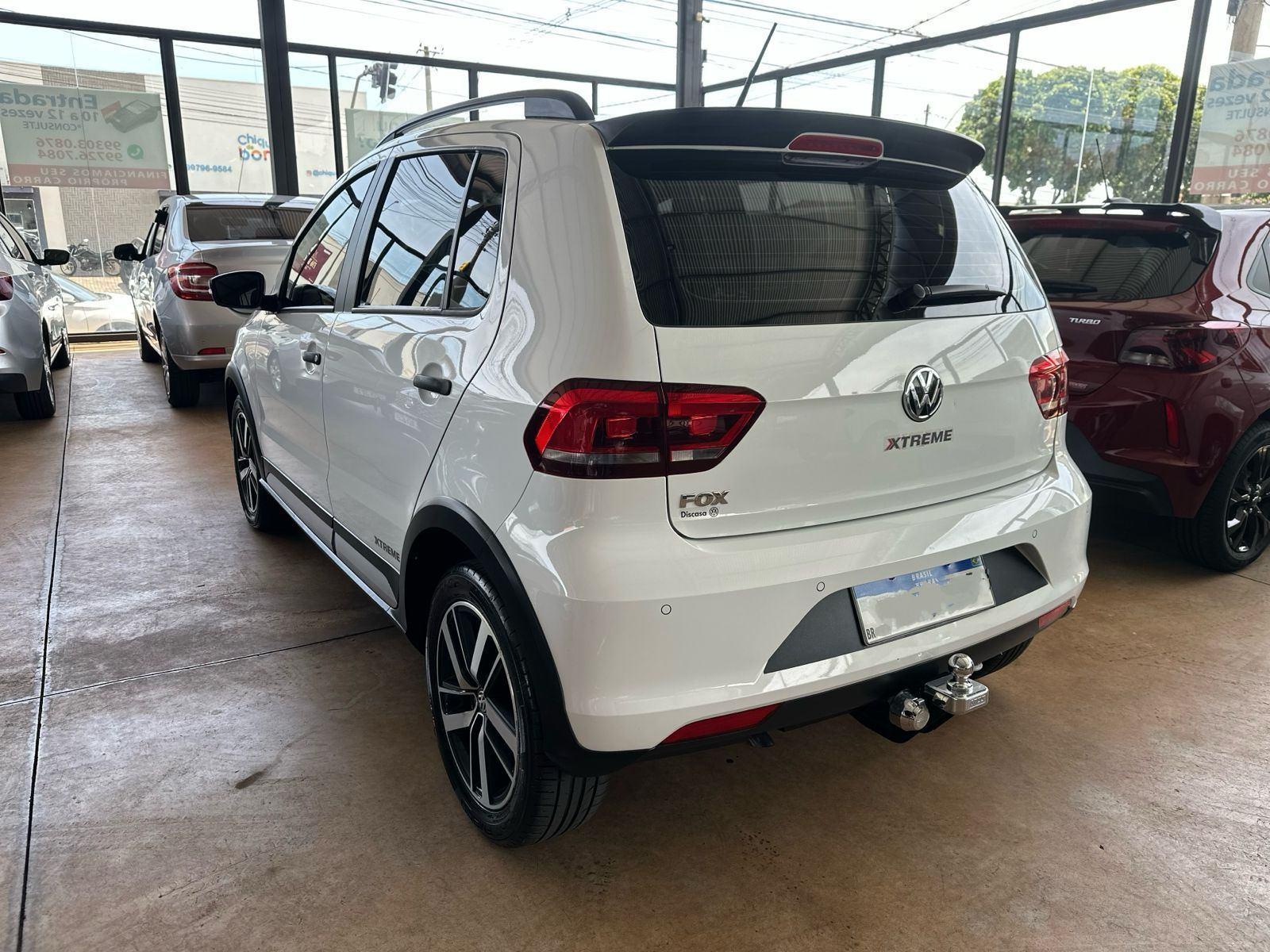 VOLKSWAGEN Fox - Foto