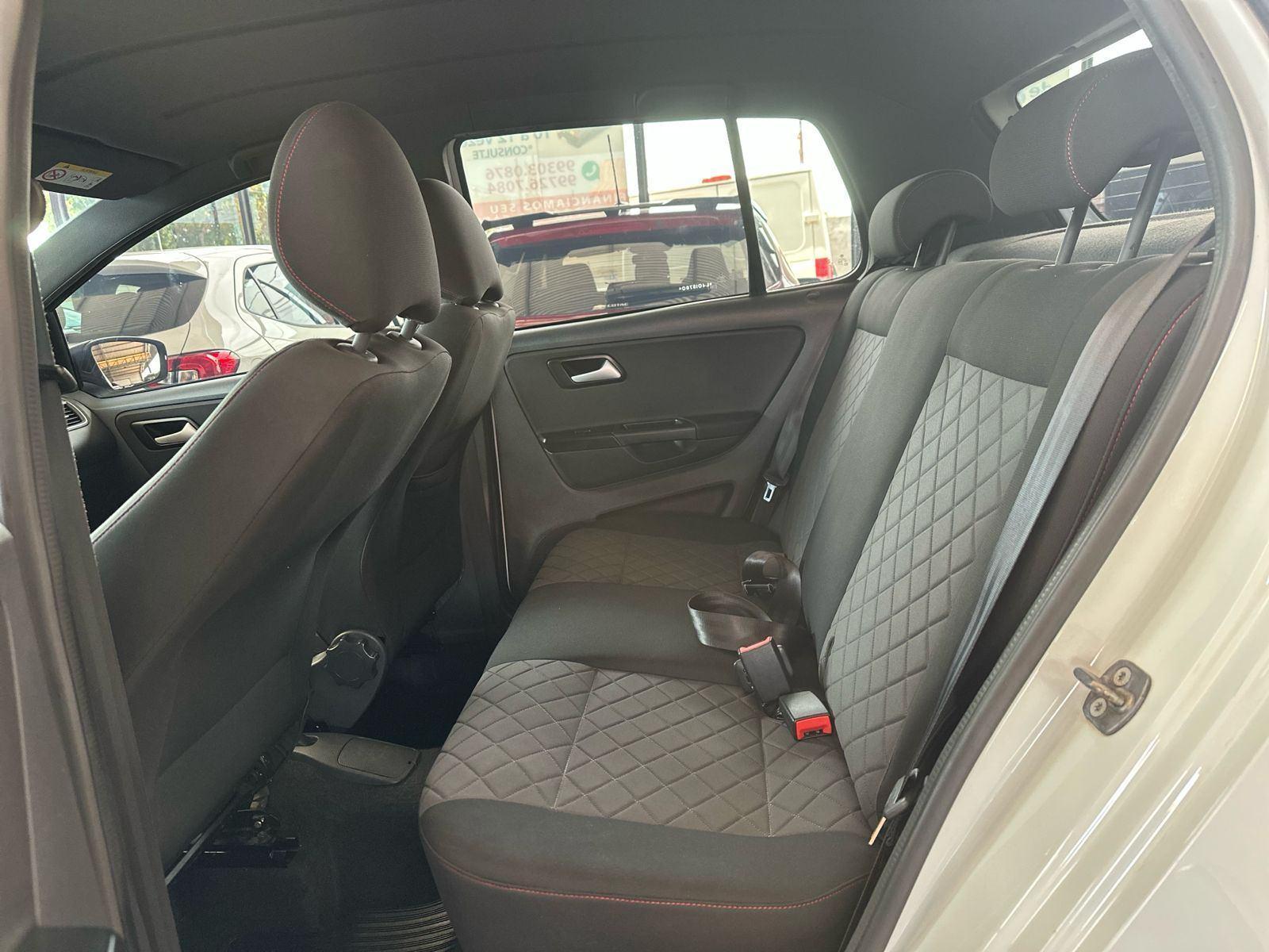 VOLKSWAGEN Fox - Foto