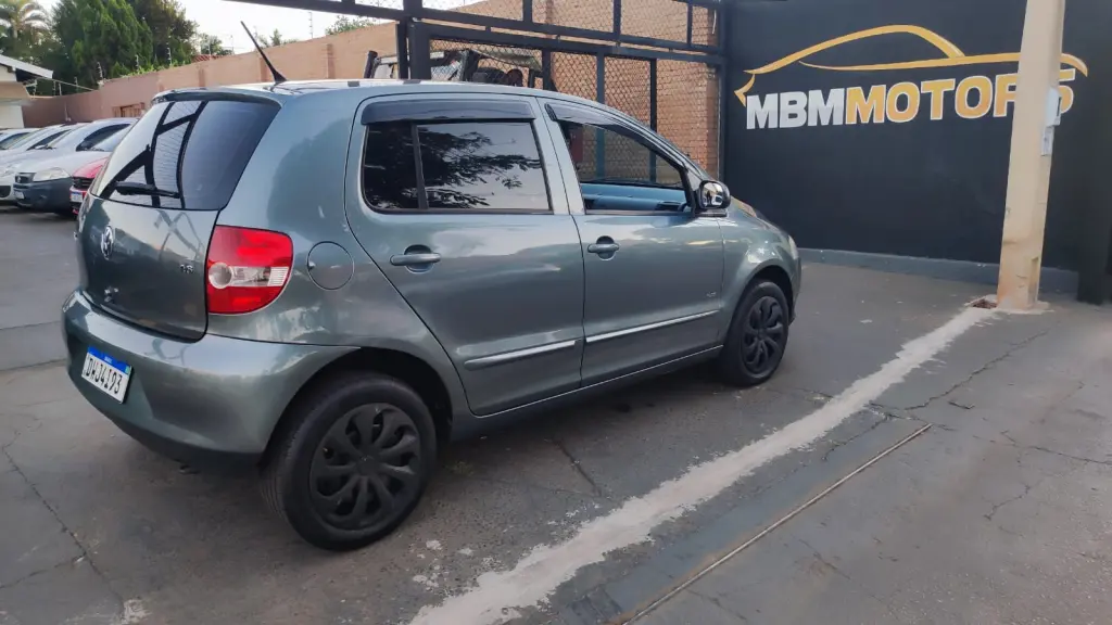 VOLKSWAGEN Fox - Foto