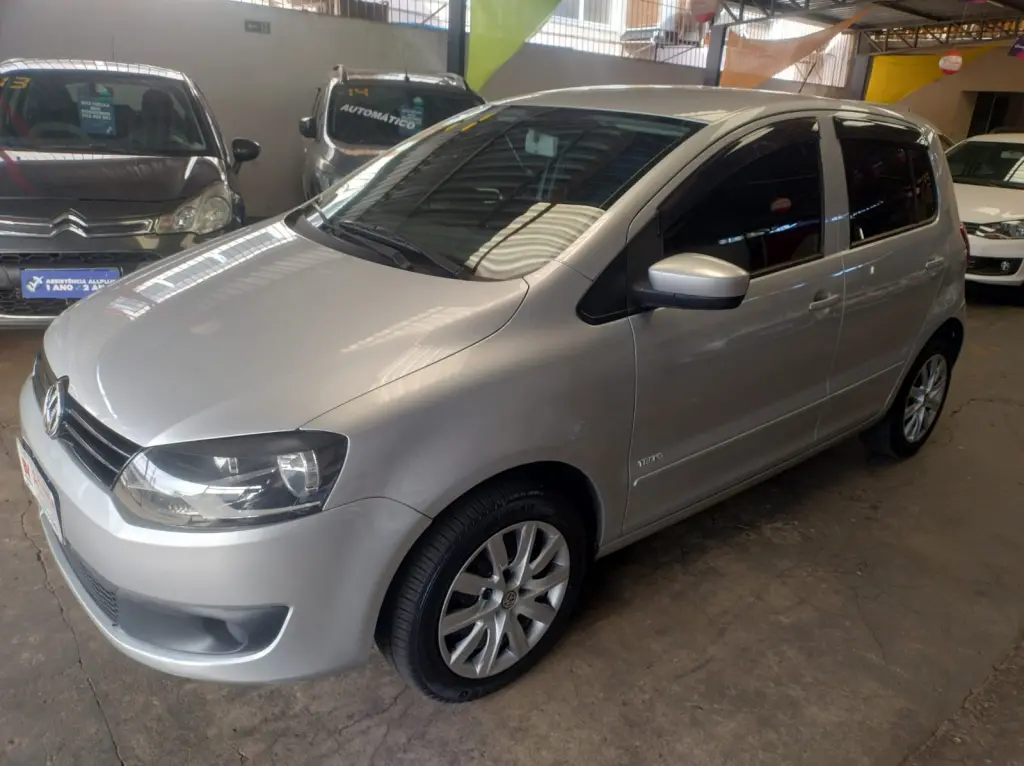 VOLKSWAGEN Fox - Foto