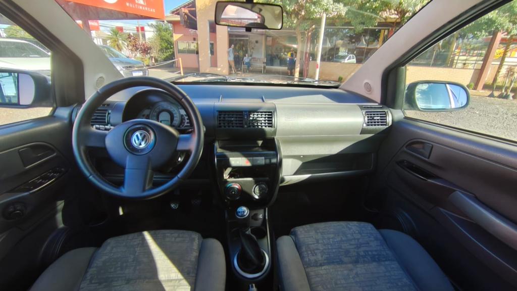 VOLKSWAGEN Fox - Foto