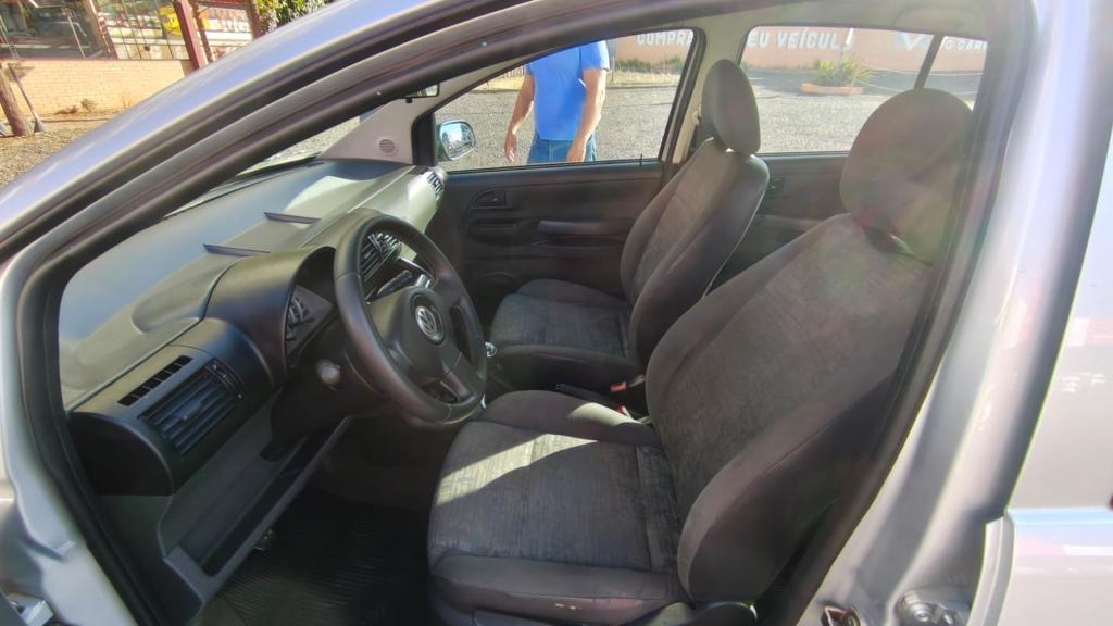 VOLKSWAGEN Fox - Foto