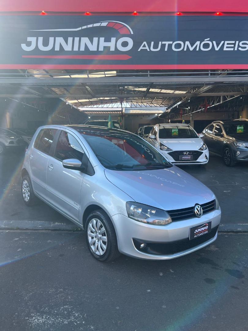 VOLKSWAGEN Fox - Foto