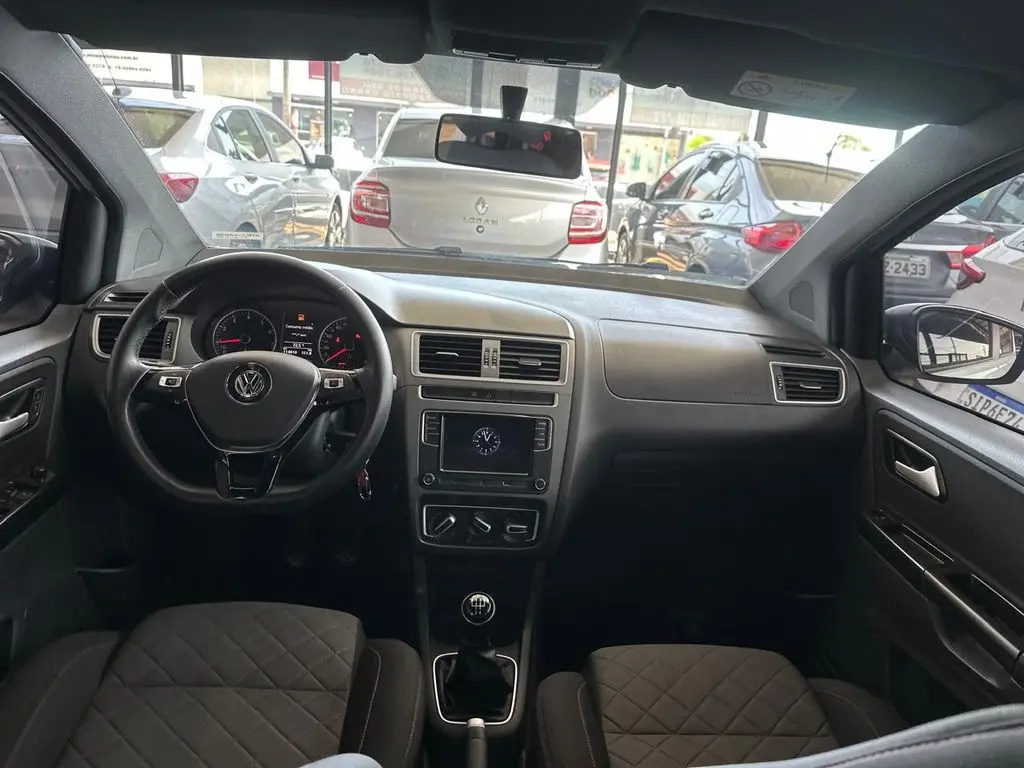 VOLKSWAGEN Fox - Foto