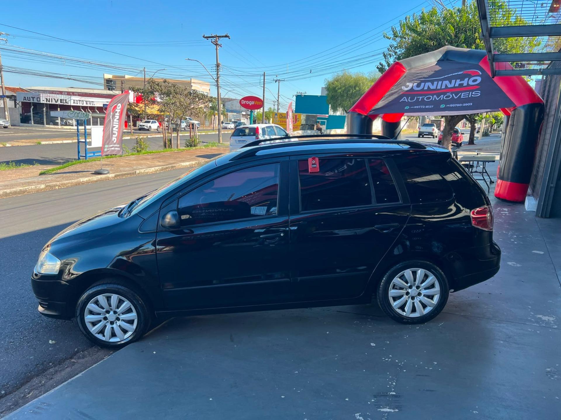 VOLKSWAGEN Fox - Foto