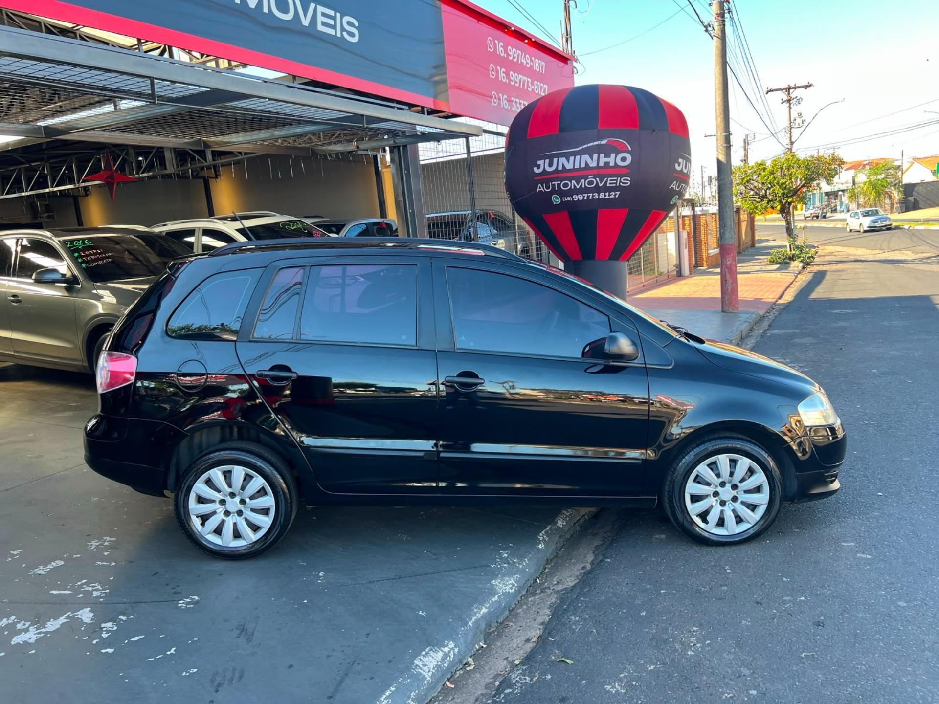 VOLKSWAGEN Fox - Foto