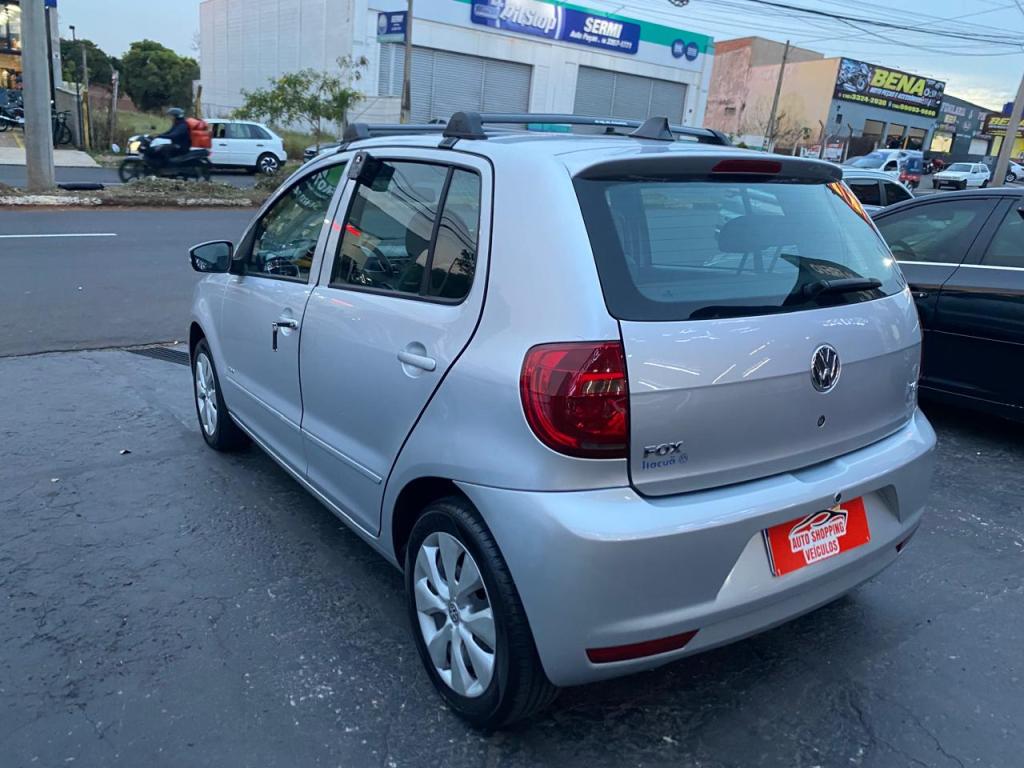 VOLKSWAGEN Fox - Foto