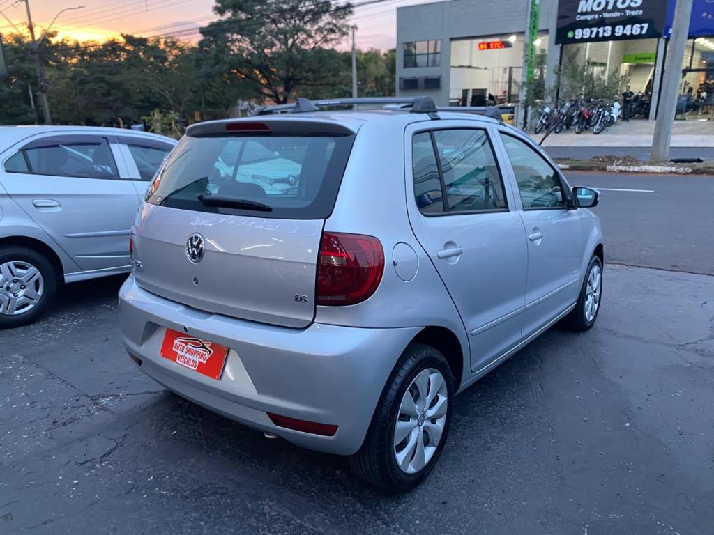 VOLKSWAGEN Fox - Foto