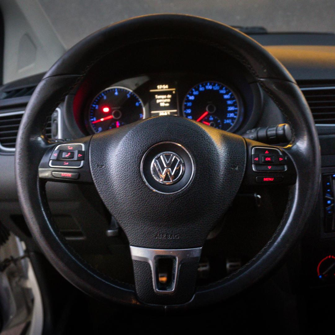VOLKSWAGEN Fox - Foto