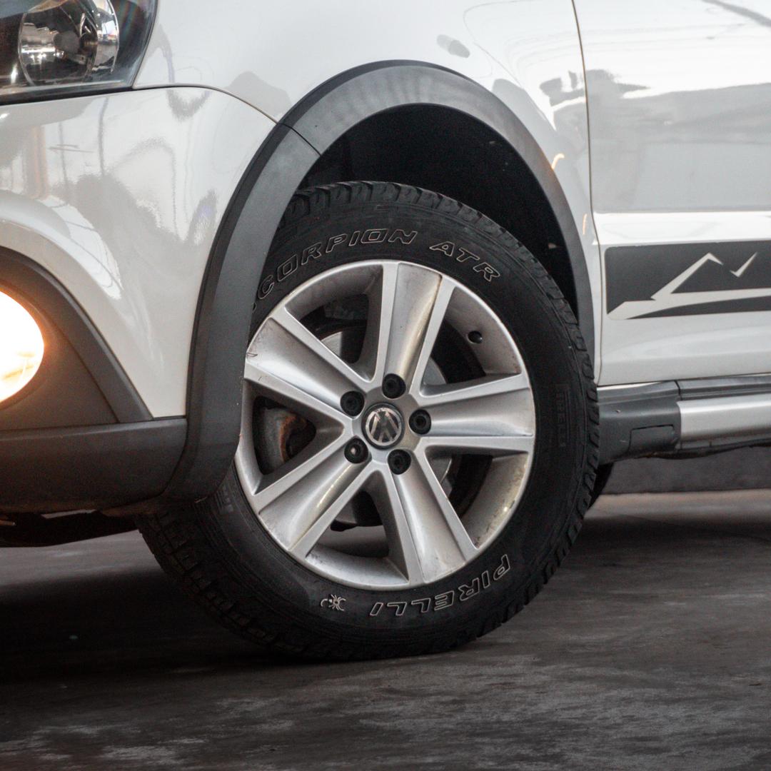 VOLKSWAGEN Fox - Foto