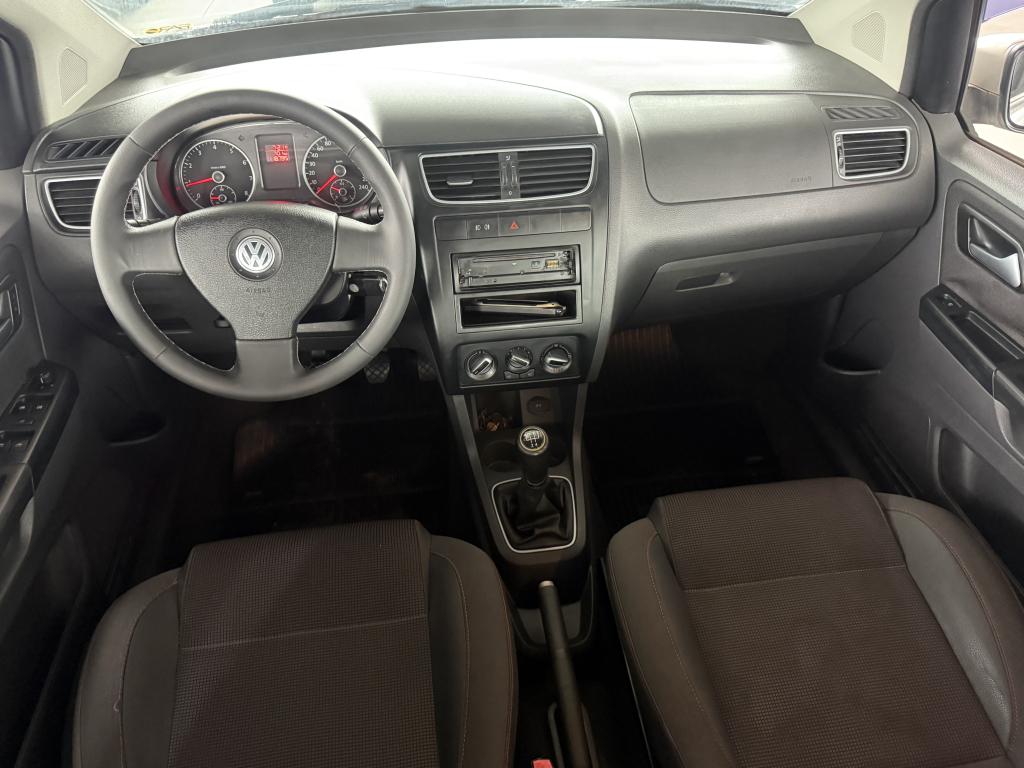 VOLKSWAGEN Fox - Foto