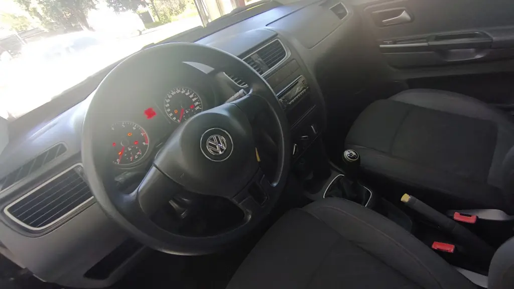 VOLKSWAGEN Fox - Foto