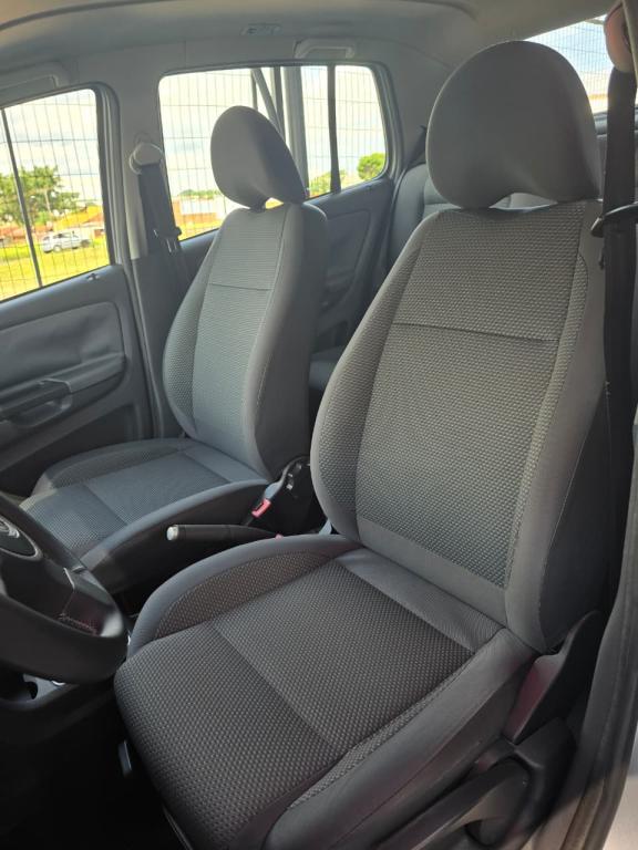 VOLKSWAGEN Fox - Foto