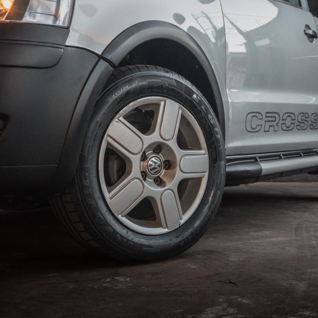 VOLKSWAGEN Fox - Foto