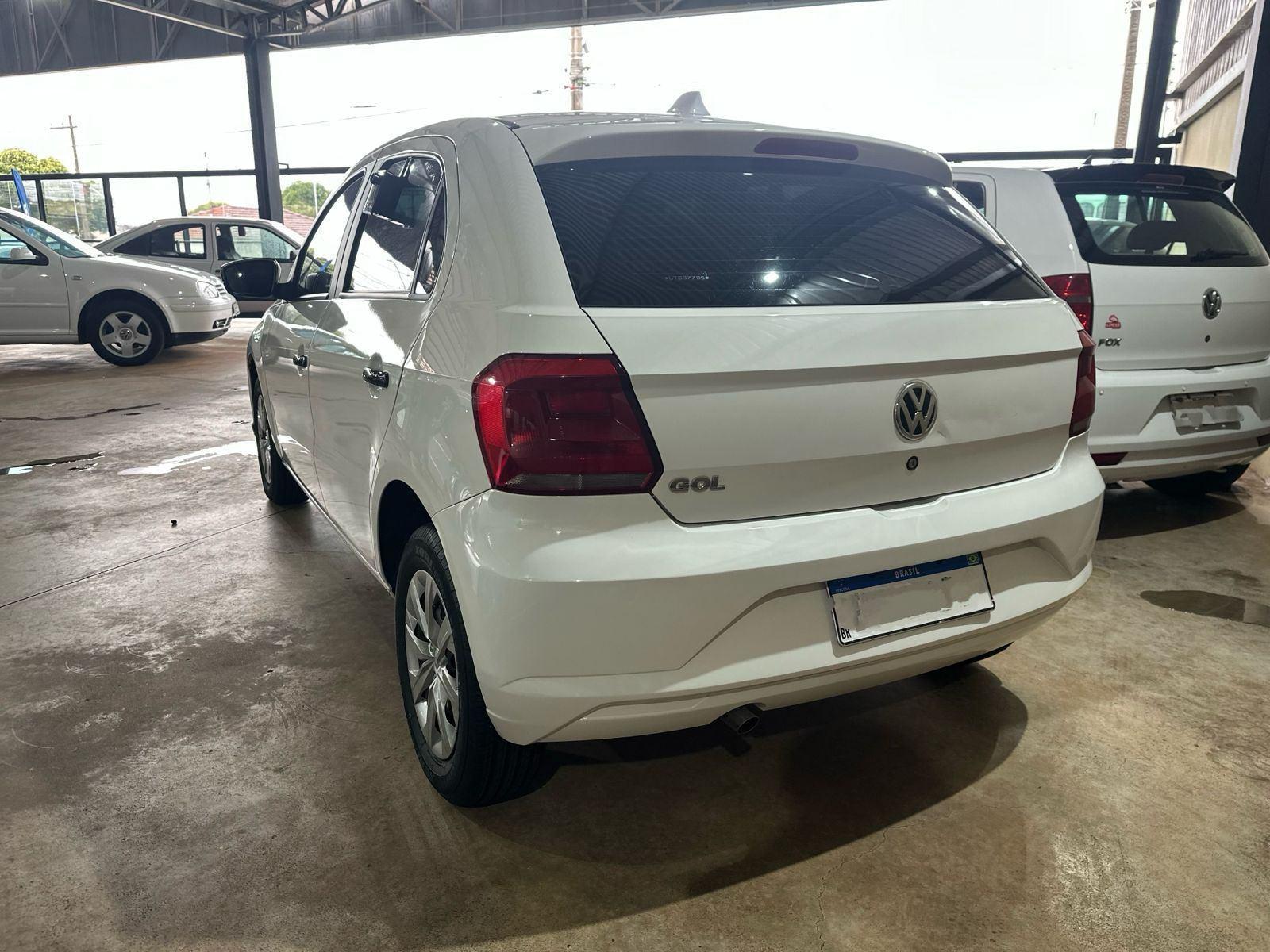 VOLKSWAGEN Gol - Foto