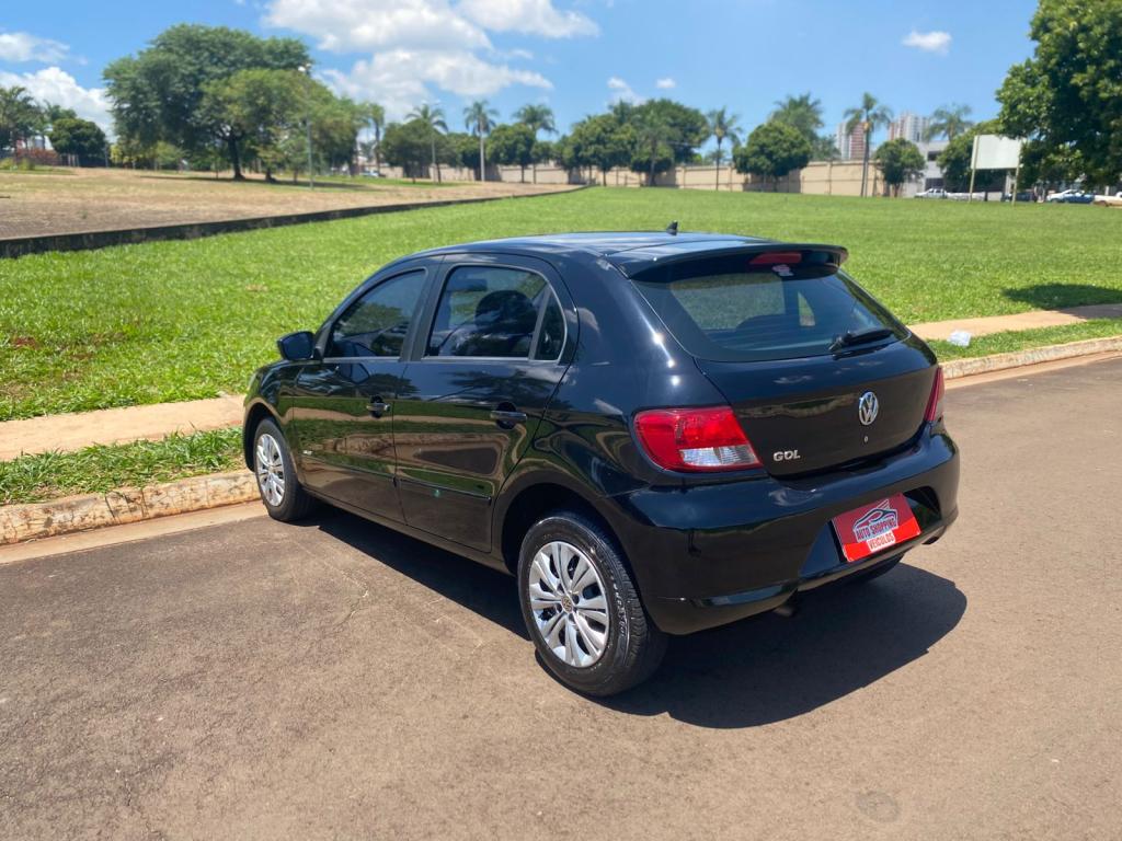 VOLKSWAGEN Gol - Foto