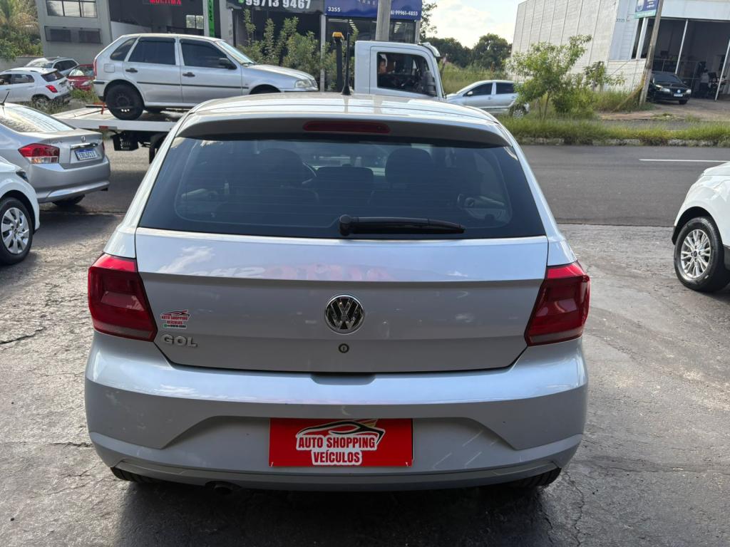 VOLKSWAGEN Gol - Foto