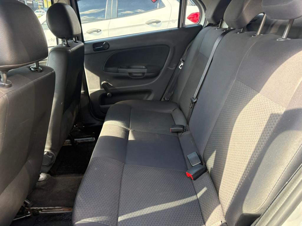 VOLKSWAGEN Gol - Foto