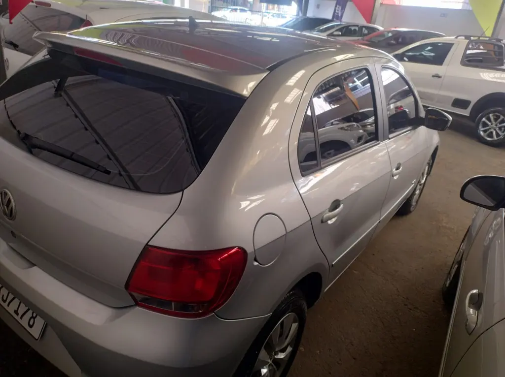 VOLKSWAGEN Gol - Foto