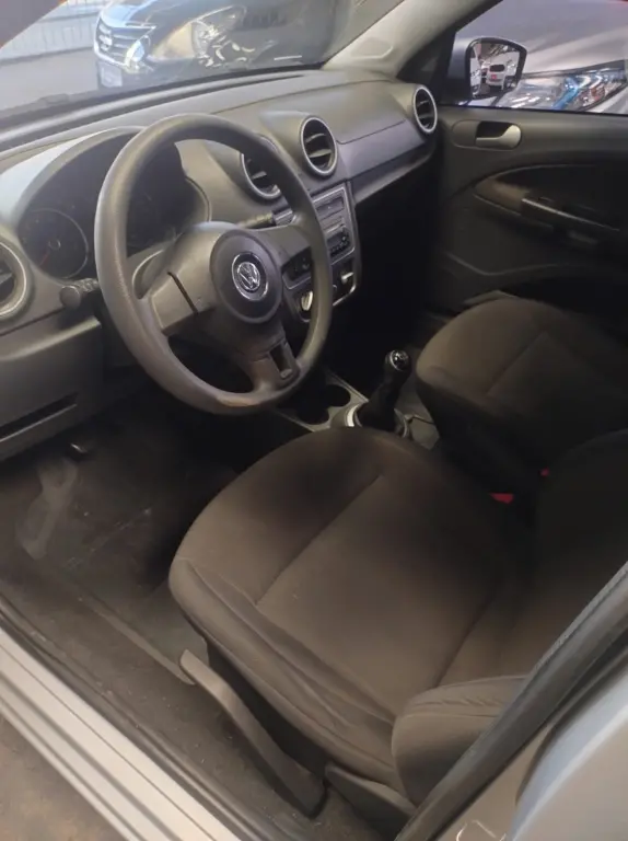 VOLKSWAGEN Gol - Foto