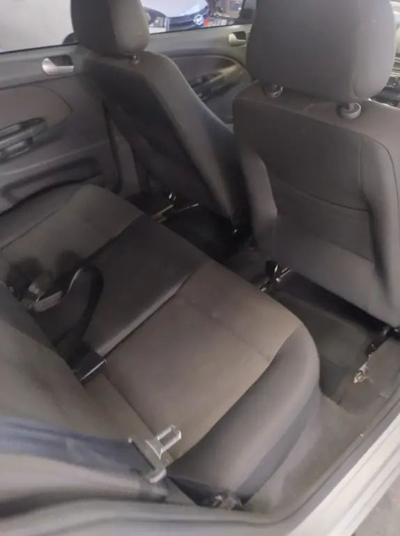 VOLKSWAGEN Gol - Foto